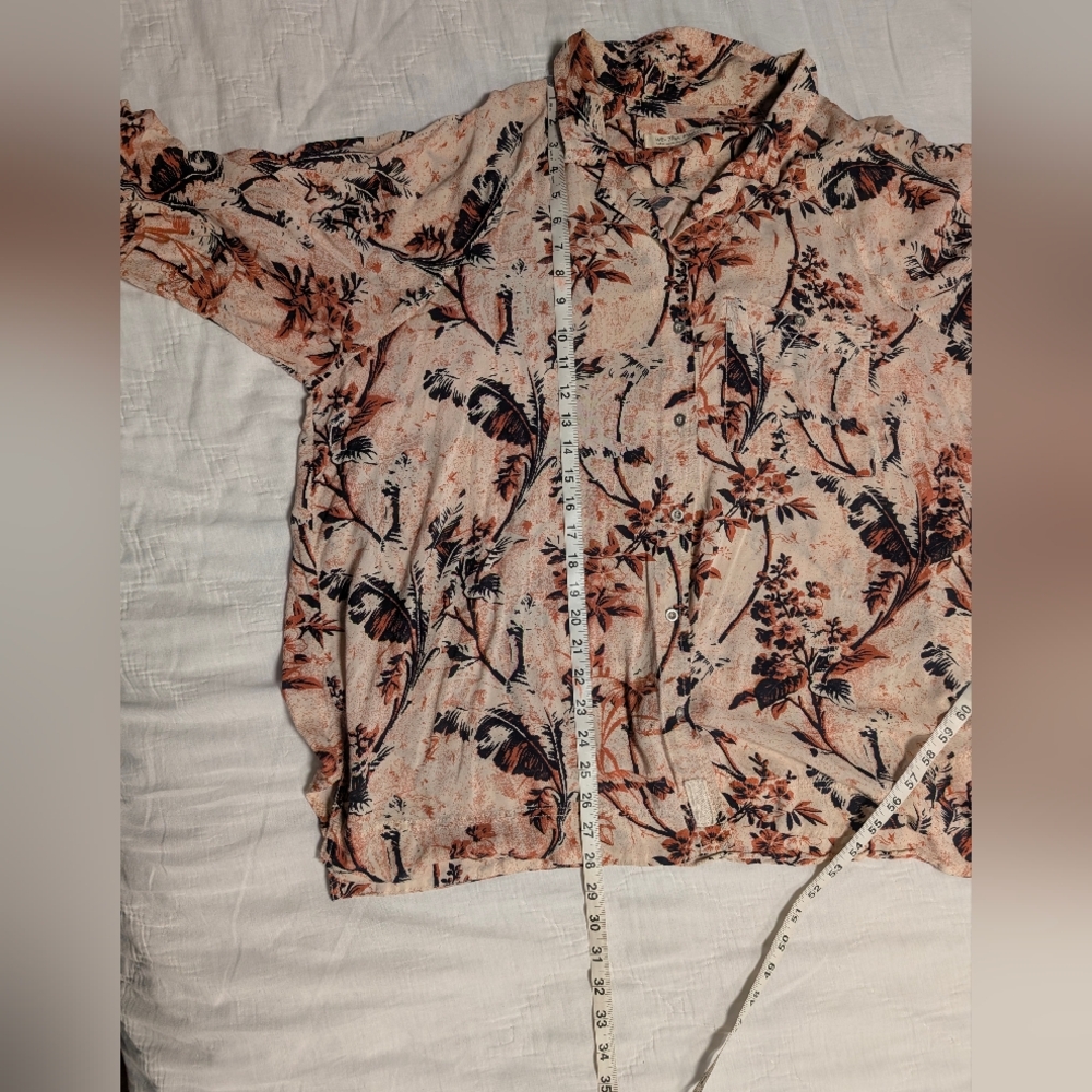 We The Free “It’s A Vibe” Buttondown • Floral Print • Size Large - Picture 9 of 10